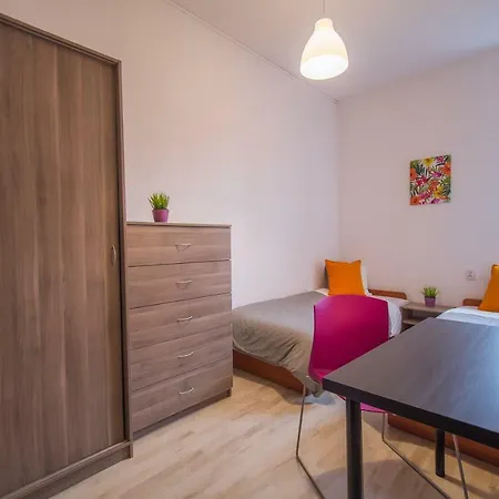 호스텔 Oliwa Ii 그단스크